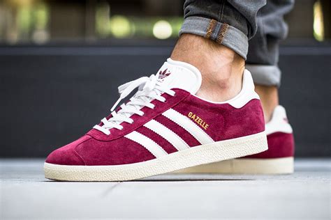 adidas gazelle burgundy women's.